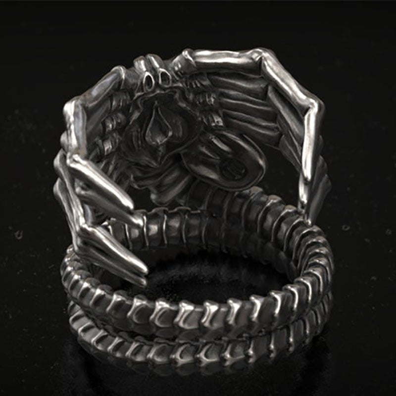Alien Facehugger Ring