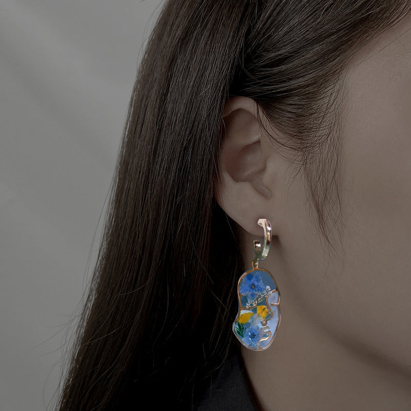 Pressed Flower Earrings - Abstract Face Forget Me Not Flower