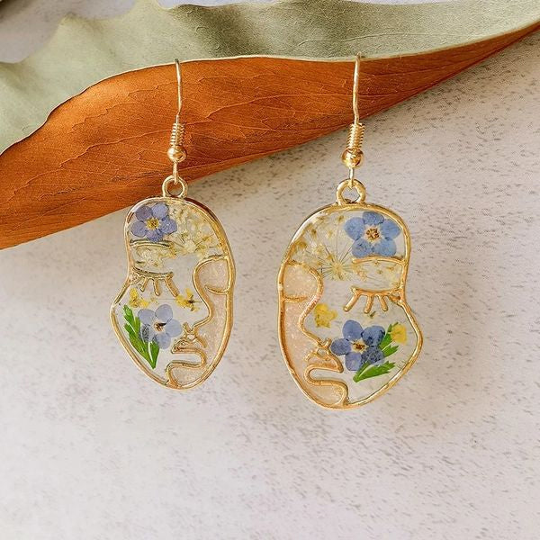 Pressed Flower Earrings - Abstract Face Forget Me Not Flower
